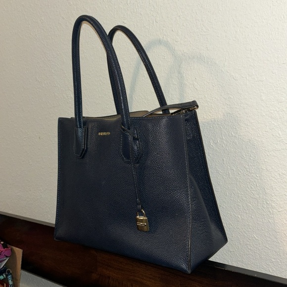 Michael Kors Mercer Large Pebbled Leather Accordion Tote Bag - Picture 2 of 13